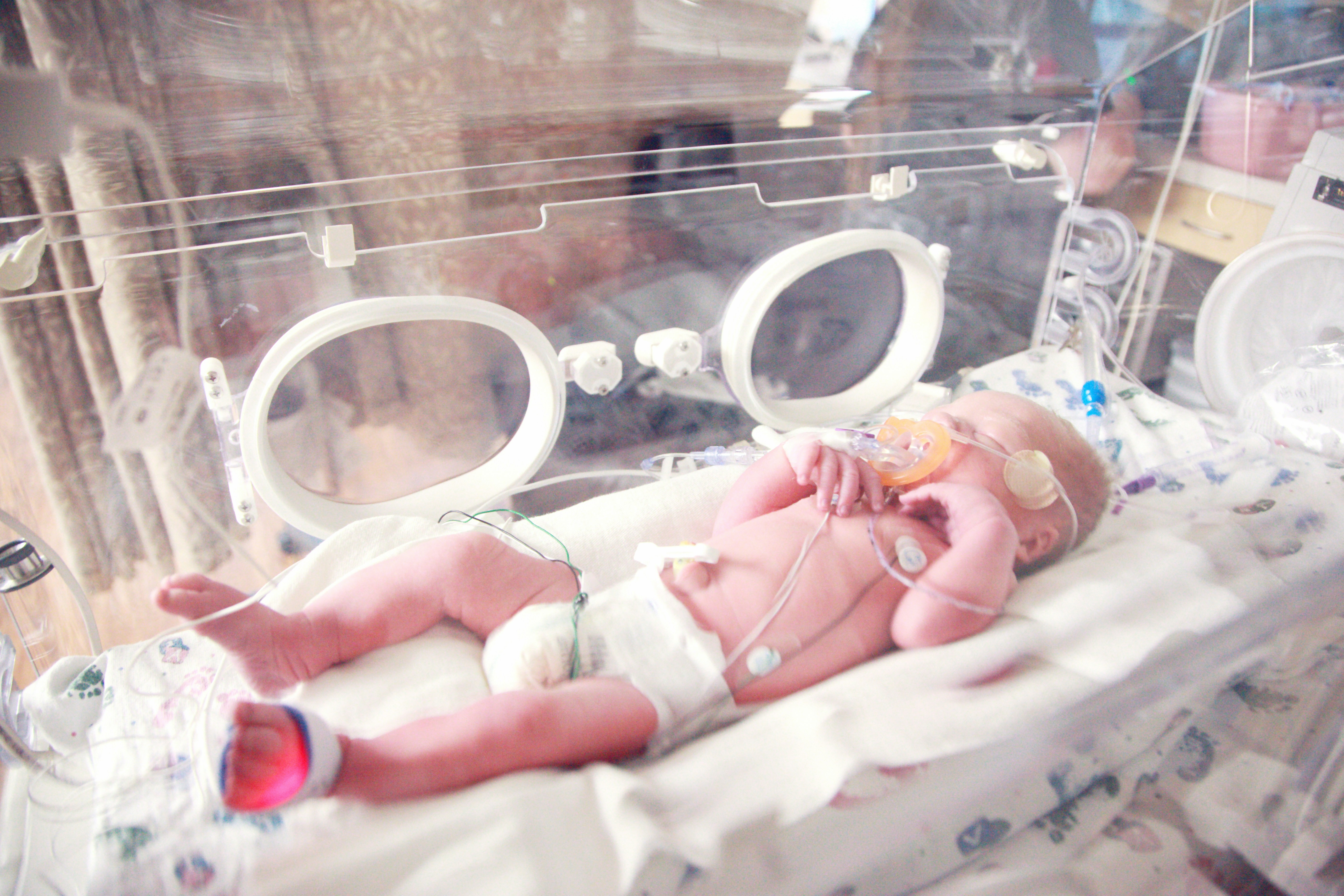 'Bold action' needed to support better maternity care